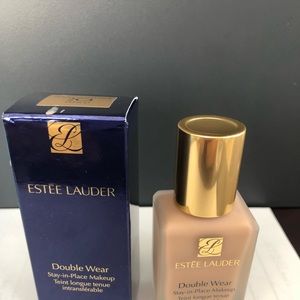Estée Lauder double wear stay in place - Fresco